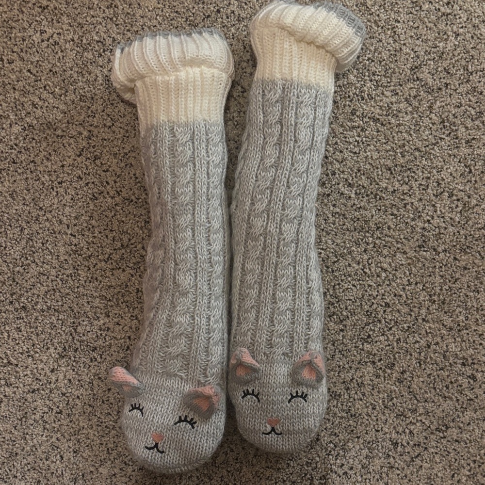 Cozy Gray Cat-Themed Socks - Picture 1 of 2